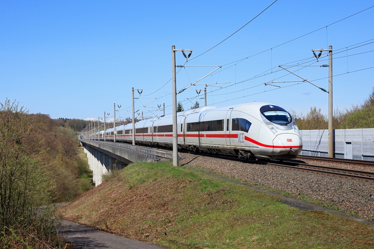 Strikes Thursday and Friday crippled operations at German airports and railways. Pictured is a Deutsche Bahn ICE high-speed train. Source: Georg Wagner/Deutsche Bahn AG
